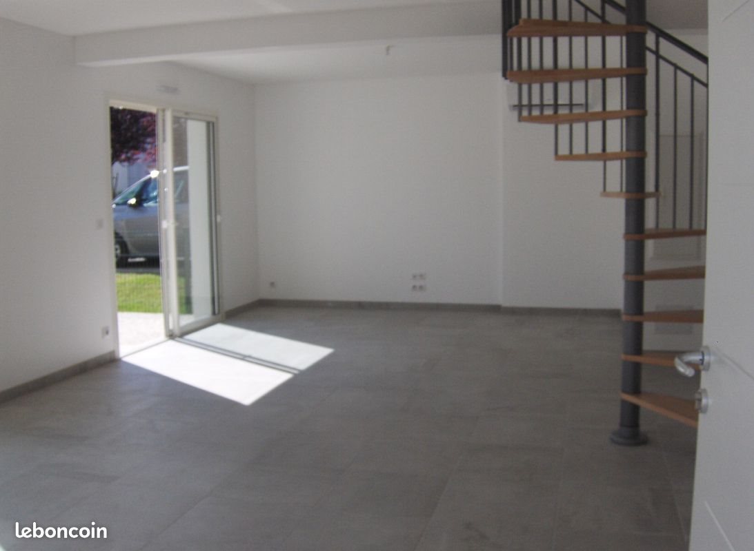 Maison à louer, 90m², Lons