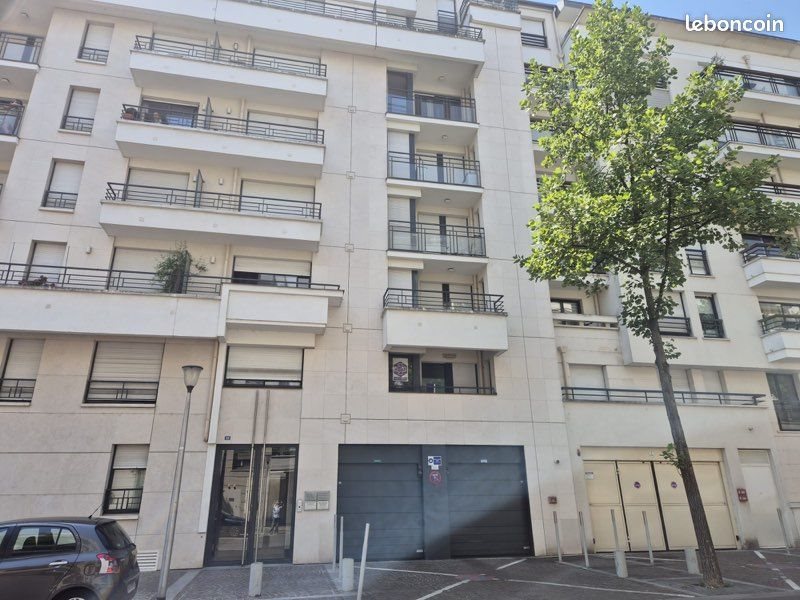 Appartement à louer, 72m², Issy-les-Moulineaux