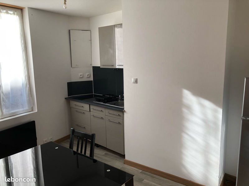 Appartement à louer, 26m², Brive-la-Gaillarde