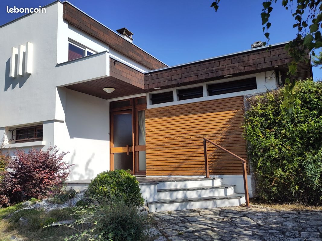 Maison à louer, 166m², Royan
