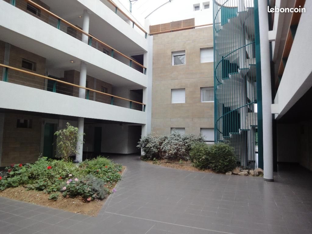 Appartement à louer, 25m², Poitiers