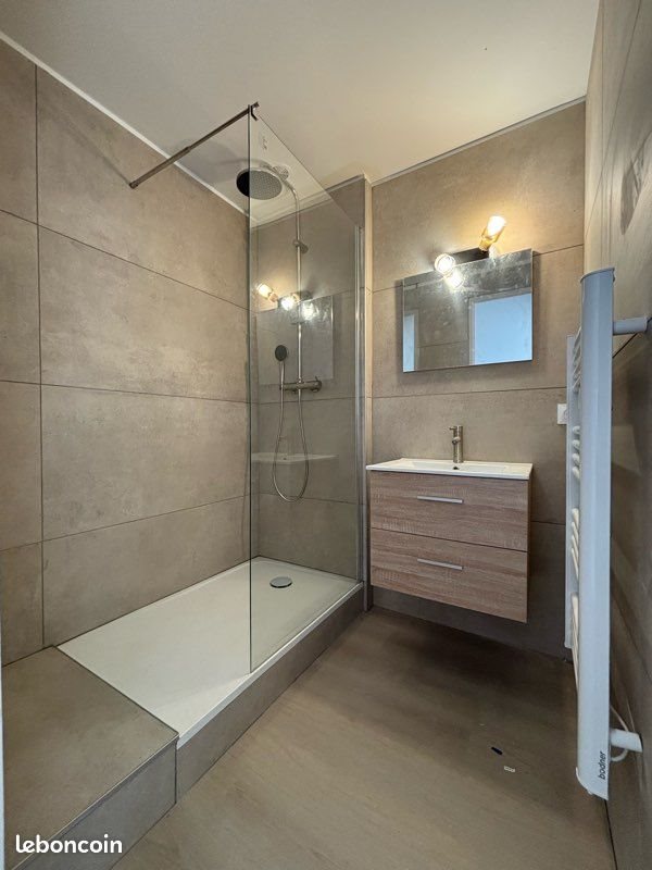 Appartement à louer, 61m², Montélimar