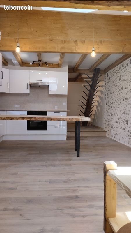 Appartement à louer, 82m², Albertville