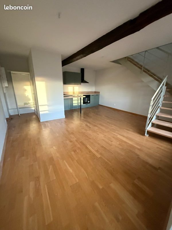 Appartement à louer, 51m², Saint-Symphorien-de-Lay
