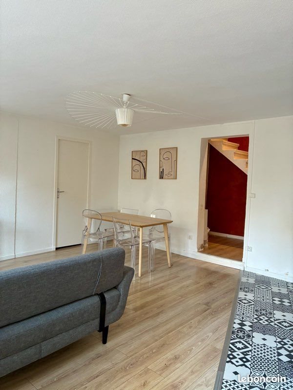 Maison à louer, 70m², Vertaizon