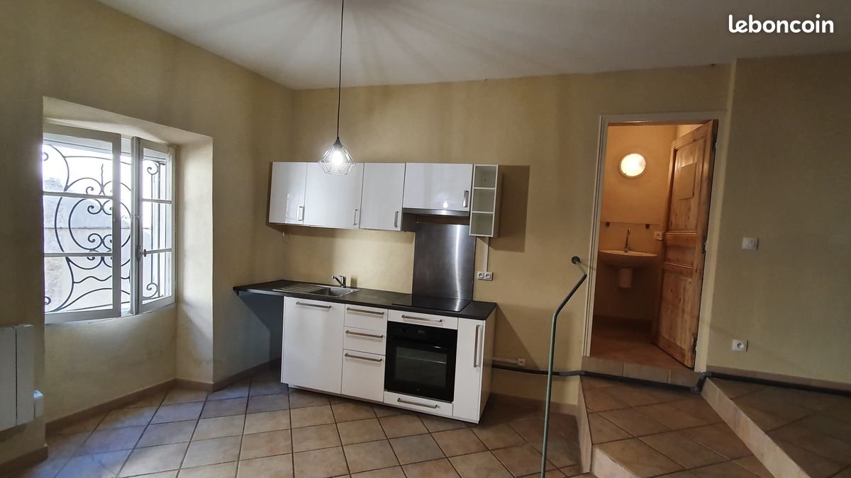Appartement à louer, 70m², Hyères