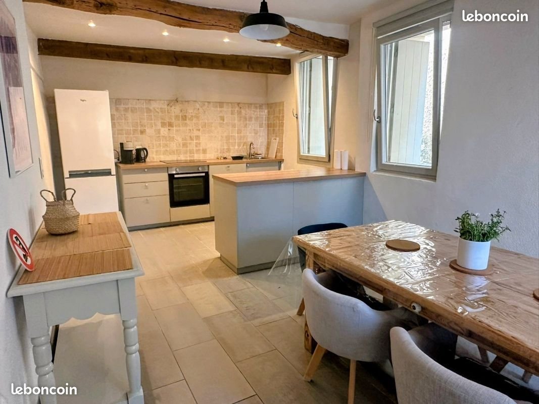 Maison à louer, 80m², Pernes-les-Fontaines