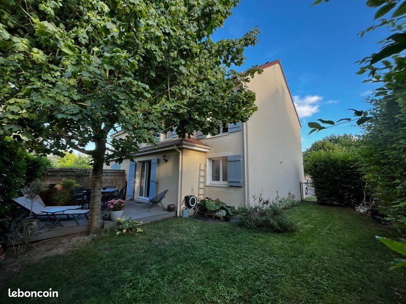 Maison à louer, 91m², Saint-Léger-du-Bourg-Denis