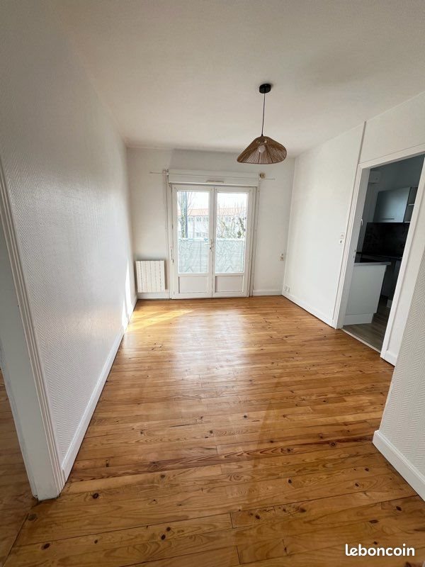 Appartement à louer, 45m², Pons