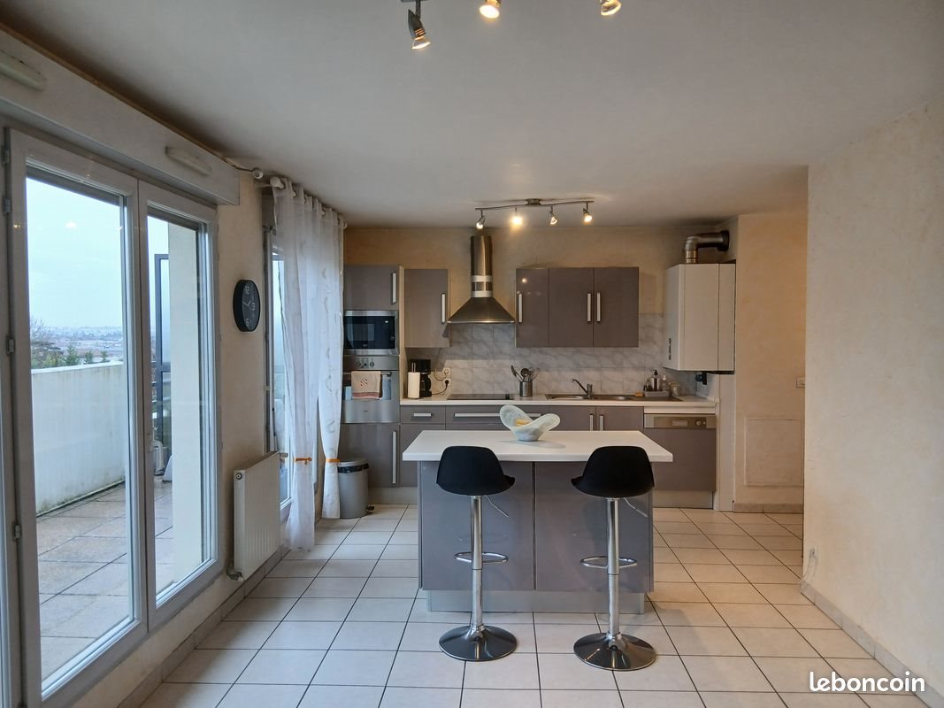 Appartement à vendre, 100m², Décines-Charpieu