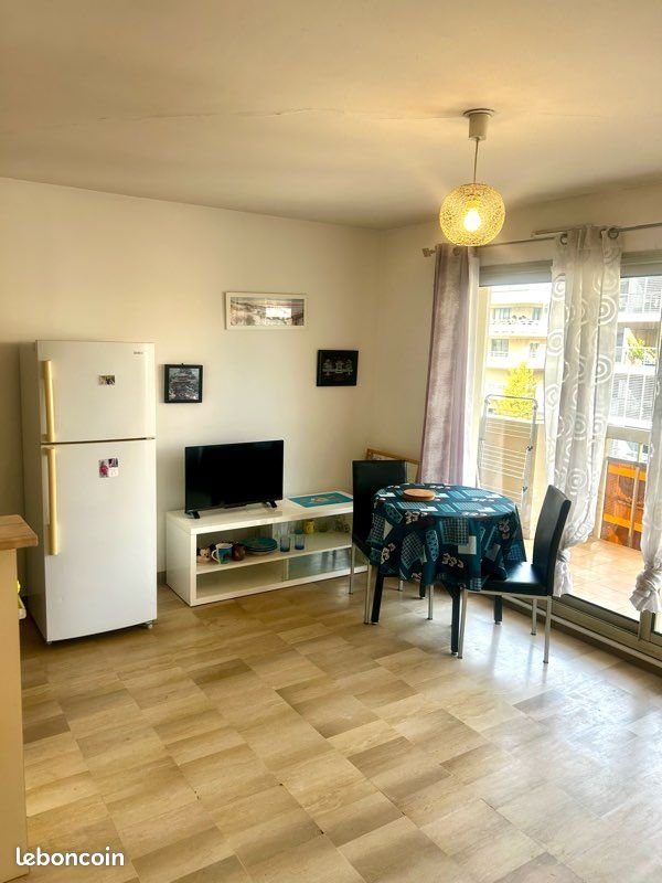 Appartement à louer, 31m², Antibes
