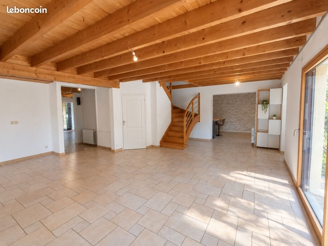Maison à vendre, 139m², Saint-Guyomard