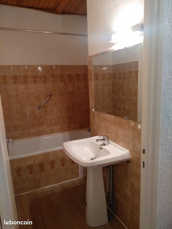 Appartement à louer, 36m², Alès