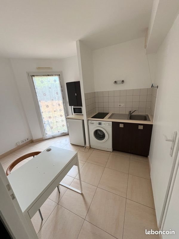 Appartement à louer, 17m², Fontaine-lès-Dijon