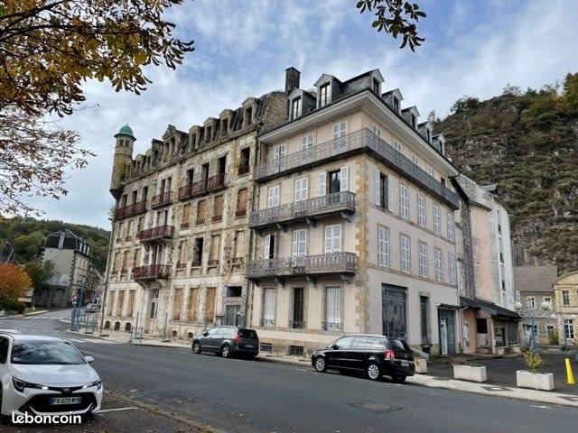 Appartement à vendre, 467m², La Bourboule
