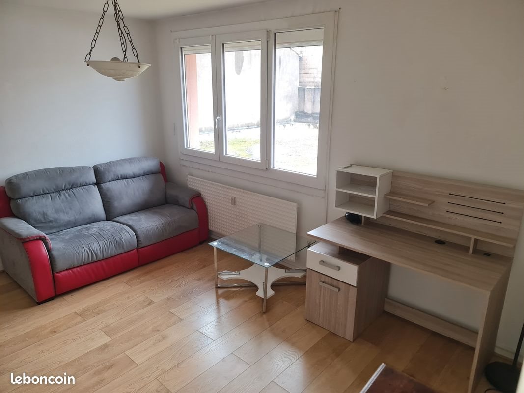 Appartement à louer, 45m², Saint-Etienne