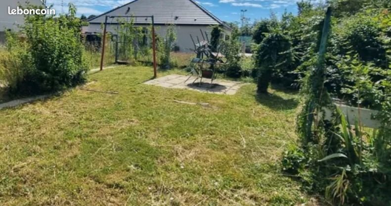 Maison à louer, 119m², Montferrat