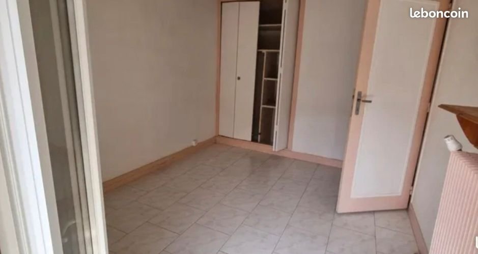 Maison à louer, 119m², Montferrat