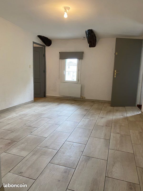 Appartement à louer, 53m², Mazan