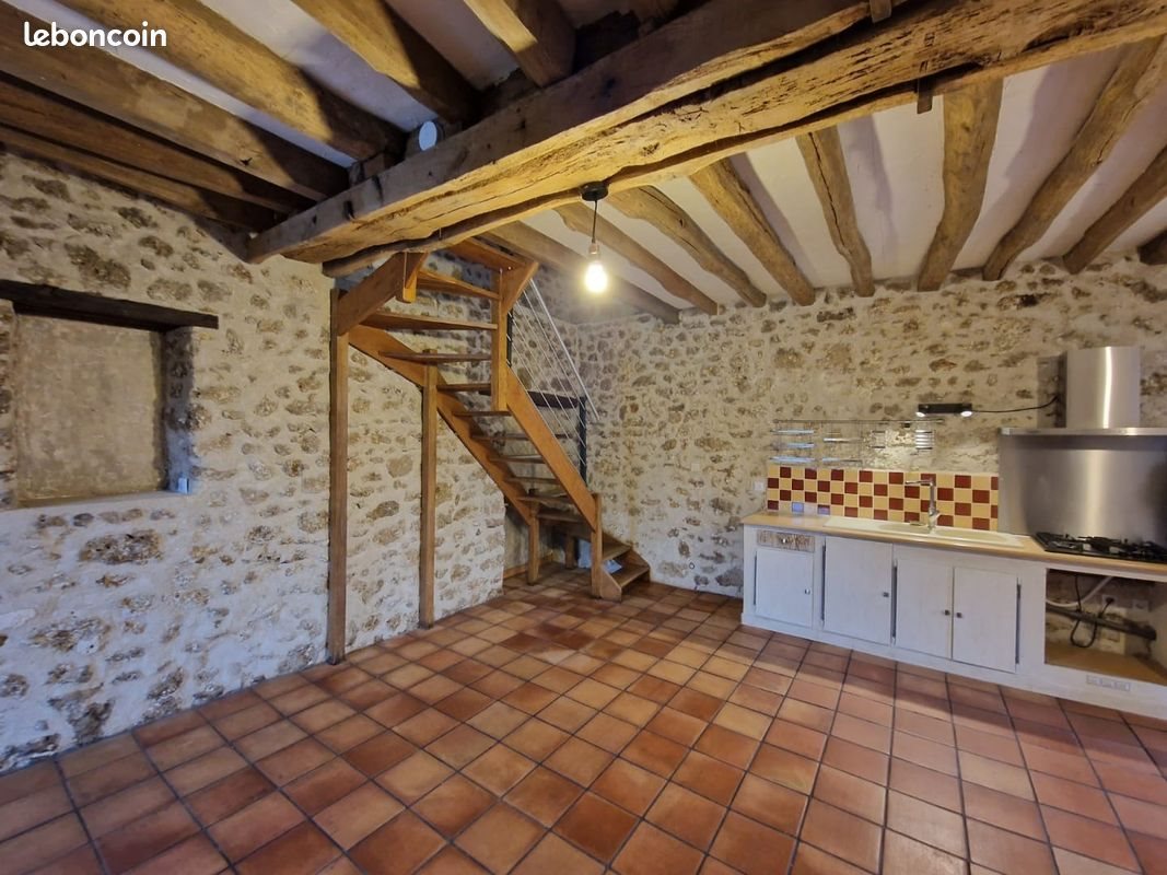 Maison à louer, 73m², Le Mesnil-Saint-Denis