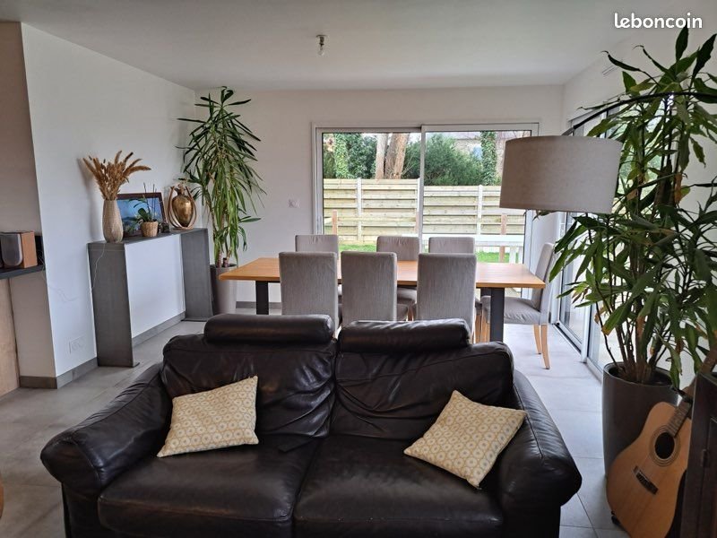 Maison à louer, 94m², Plestin-les-Grèves