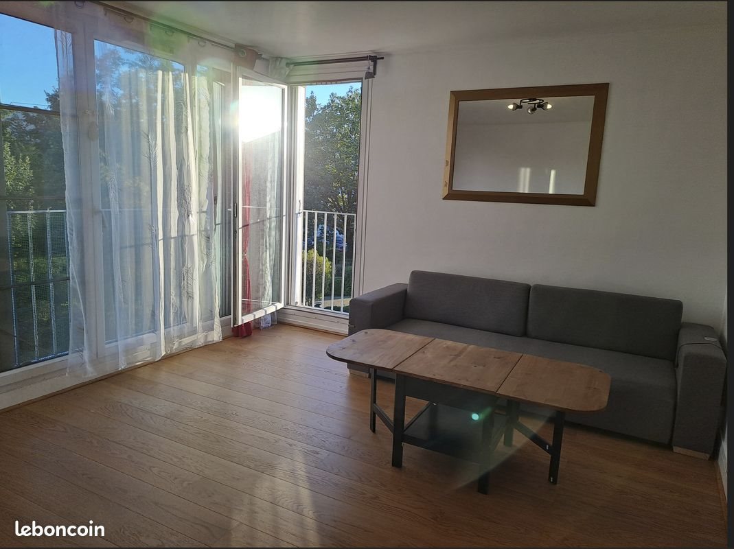 Appartement à louer, 57m², Saint-Cyr-l'Ecole