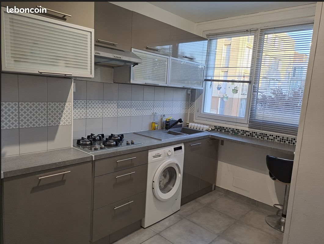 Appartement à louer, 57m², Saint-Cyr-l'Ecole