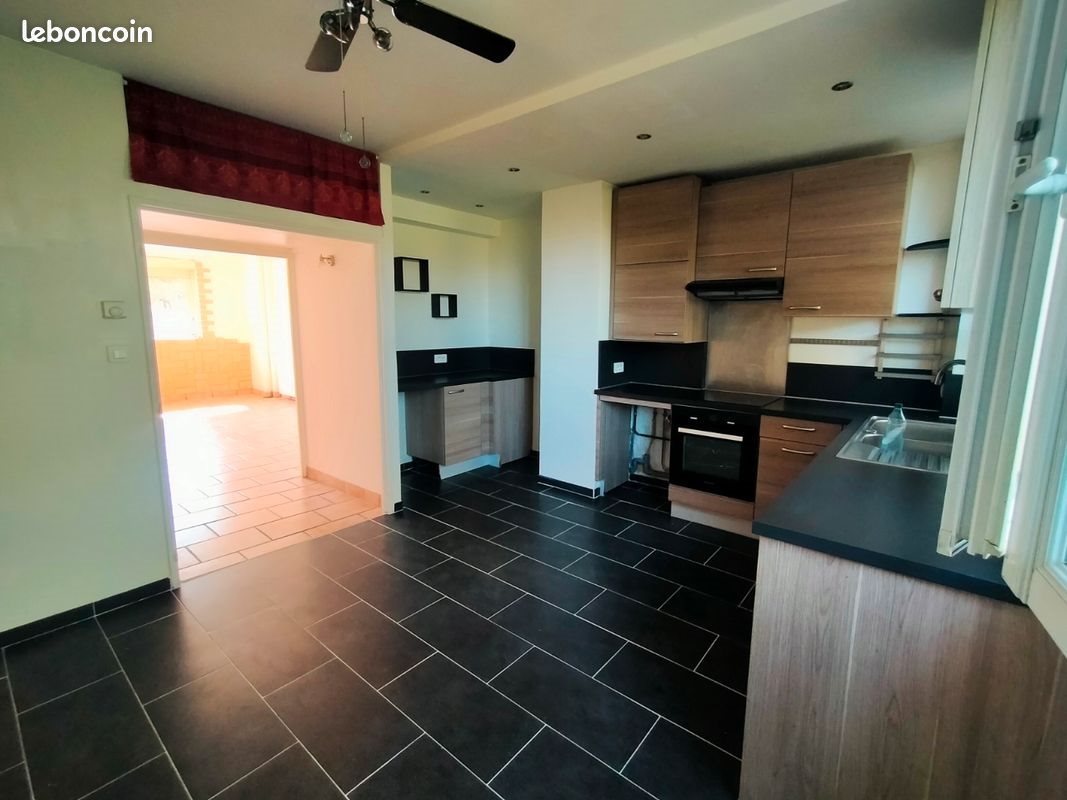 Appartement à vendre, 70m², Carros