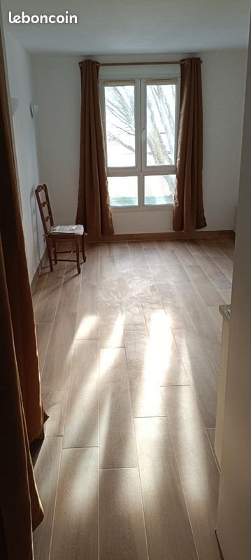 Appartement à louer, 18m², Cergy