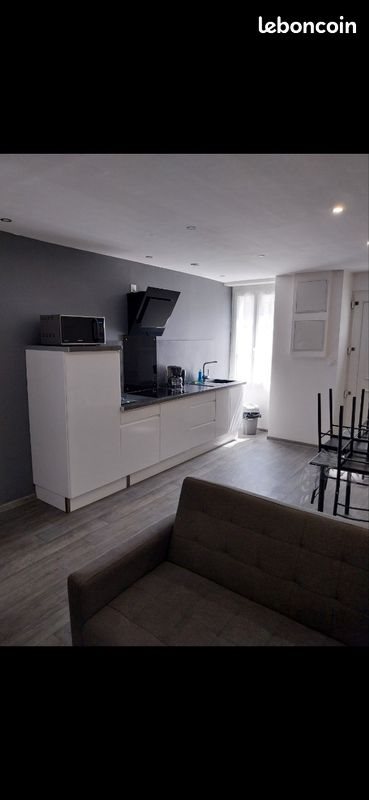 Appartement à louer, 40m², Saint-Sauveur-en-Puisaye