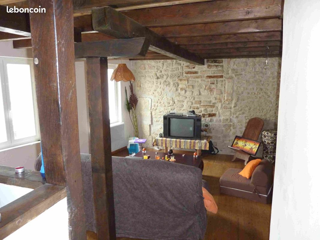 Appartement à louer, 65m², Pons