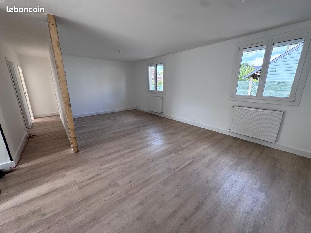Maison à louer, 76m², Saint-Berthevin