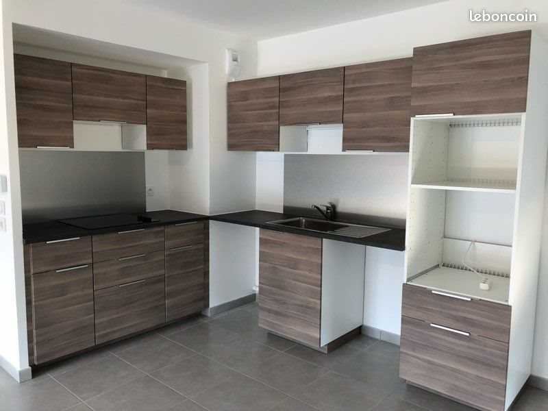 Appartement à louer, 78m², Meyzieu