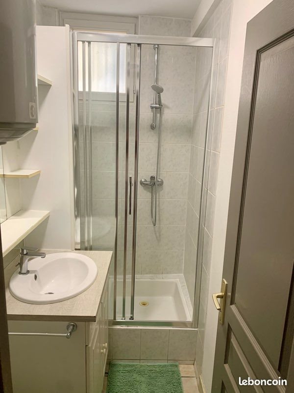 Appartement à louer, 28m², Saintes