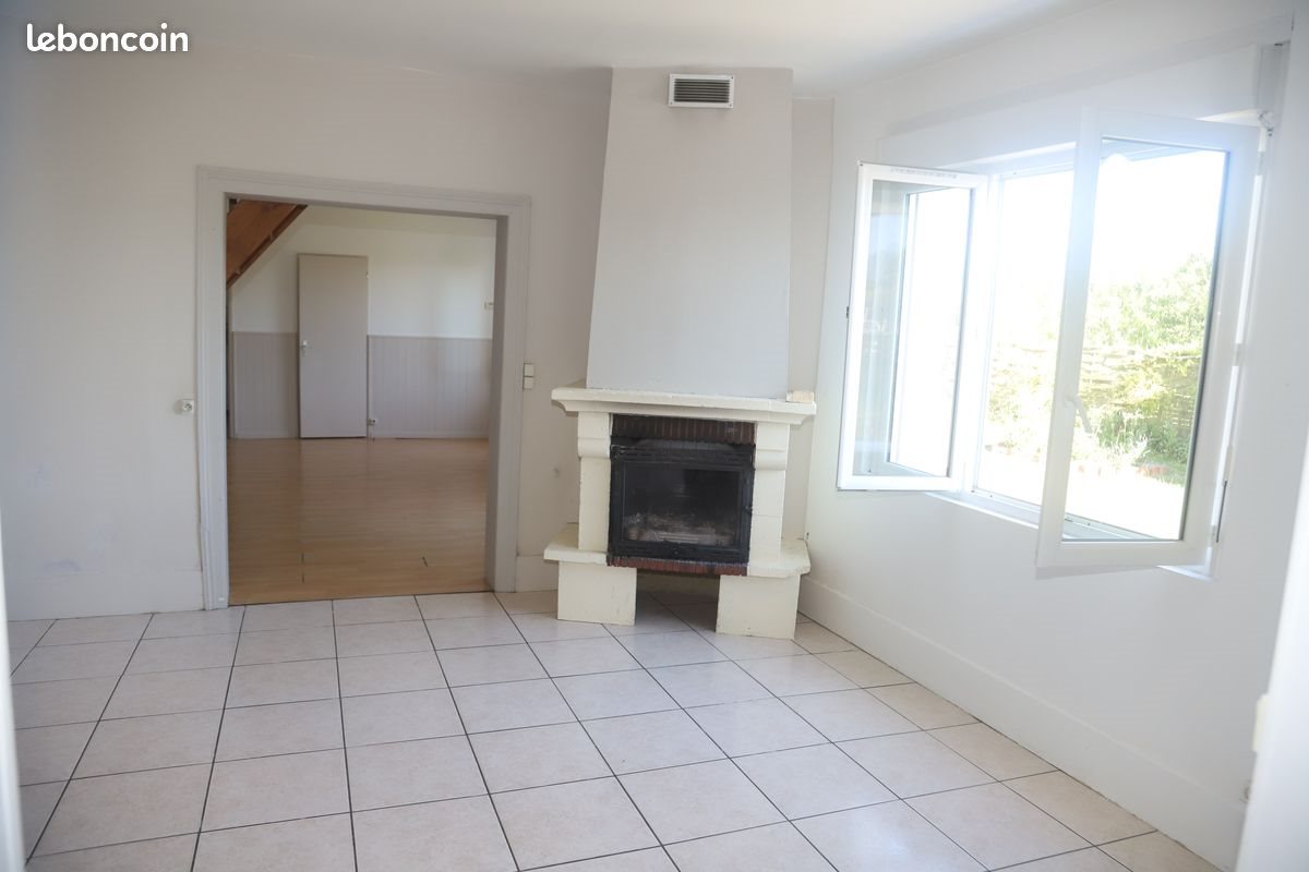 Maison à louer, 86m², Rue