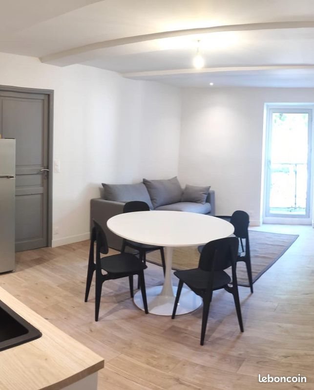 Appartement à louer, 70m², Grillon