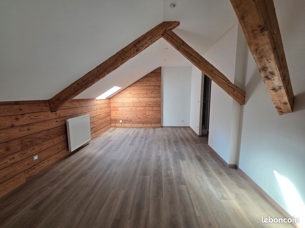 Appartement à louer, 149m², Champfromier
