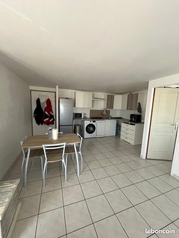 Appartement à louer, 50m², Vendres