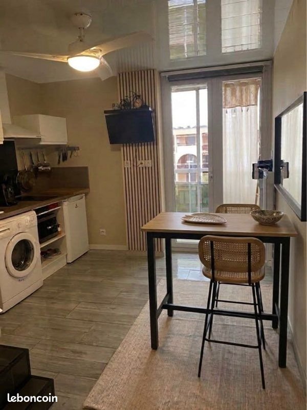 Appartement à louer, 17m², Bormes-les-Mimosas