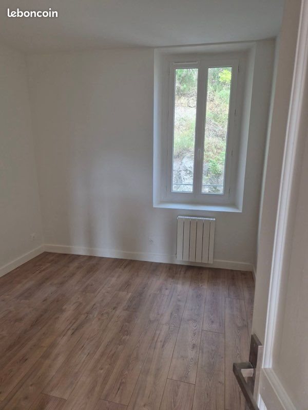 Appartement à louer, 55m², Roquevaire