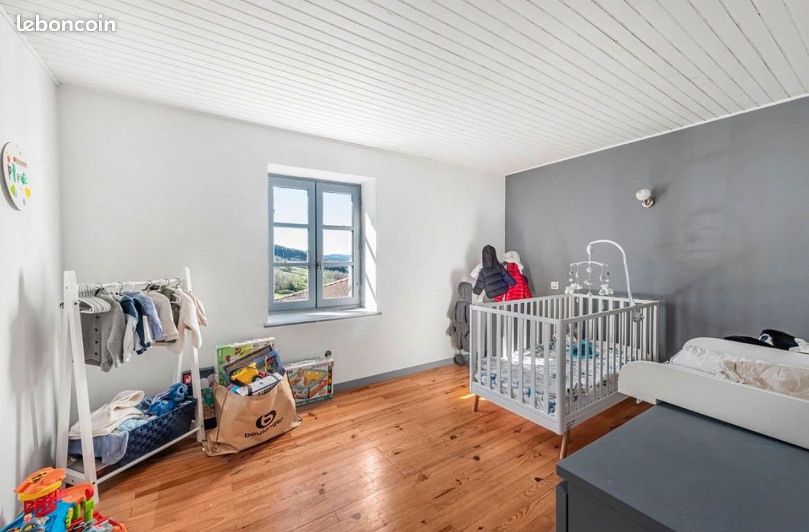 Maison à vendre, 97m², Saint-Bonnet-le-Troncy