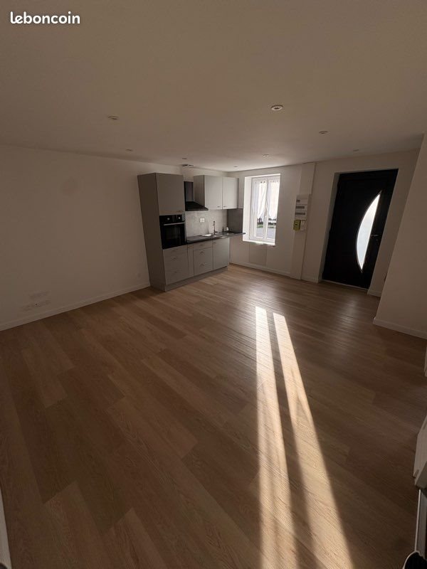 Appartement à louer, 45m², Ussel