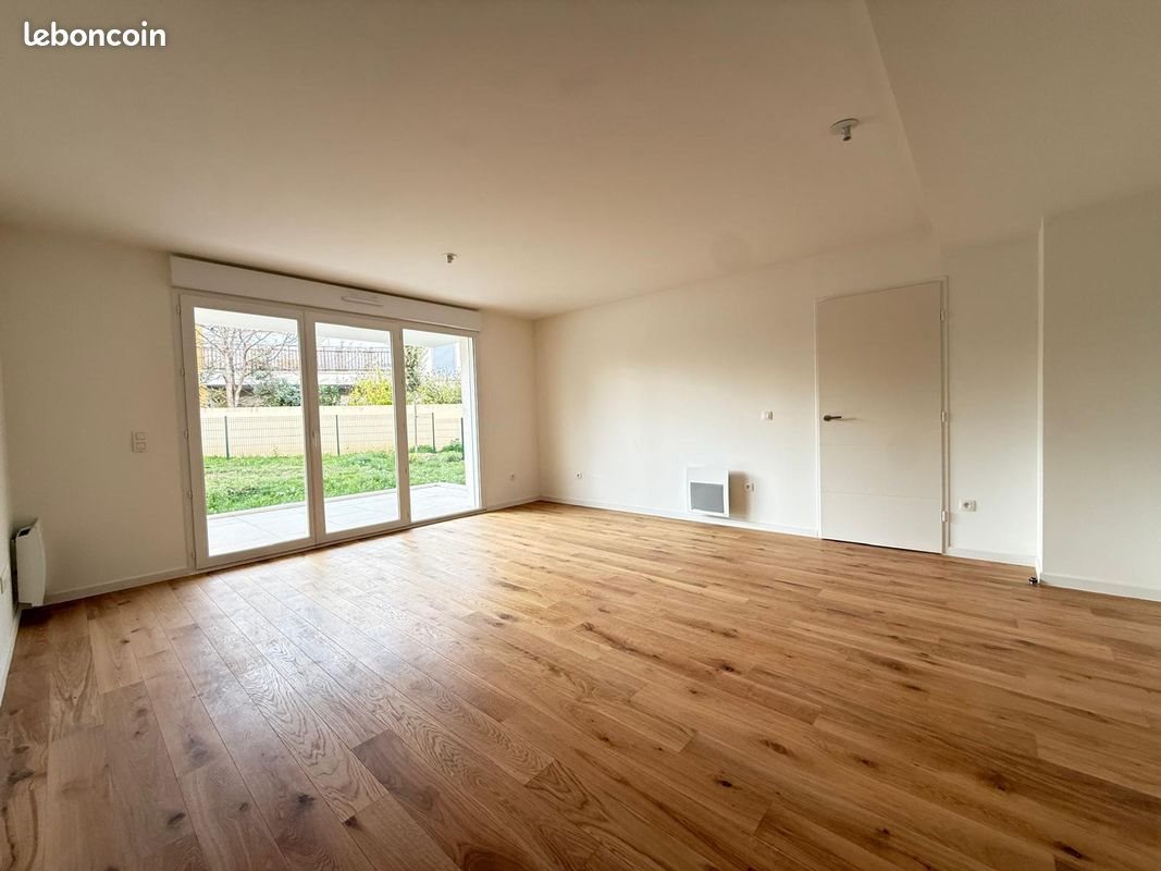 Appartement à louer, 62m², Cogolin