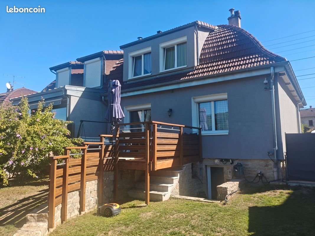 Maison à vendre, 110m², Lons-le-Saunier