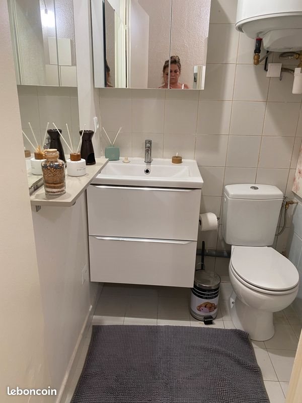 Appartement à louer, 20m², Marseille 8ème