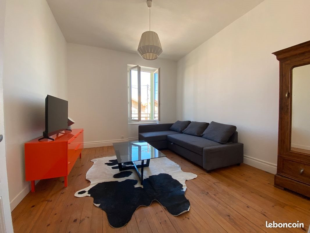 Appartement à louer, 28m², Vénissieux