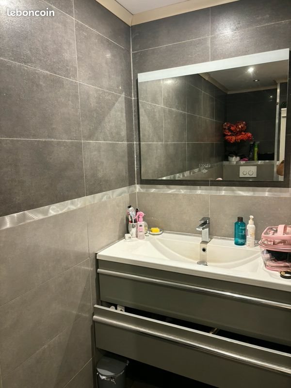 Appartement à louer, 64m², Grasse