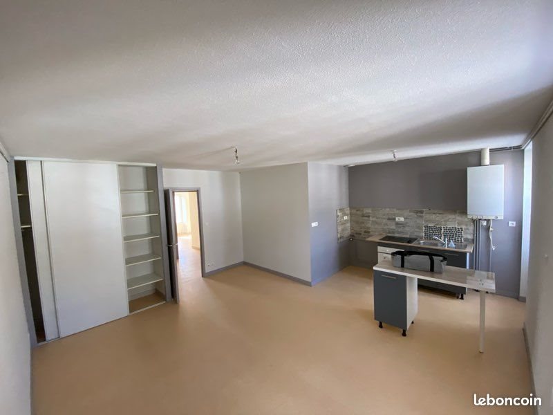 Appartement à louer, 60m², Montmarault