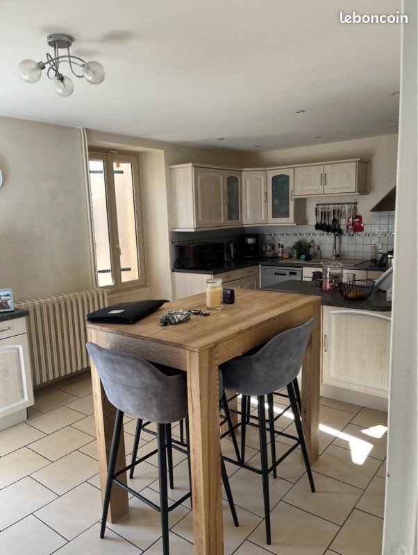 Maison à louer, 150m², Fors