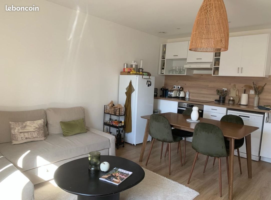 Appartement à louer, 51m², Marignane